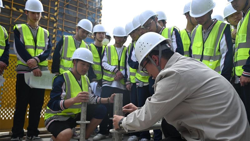 重庆桥梁工程公司施工流程揭秘：从基础到通车